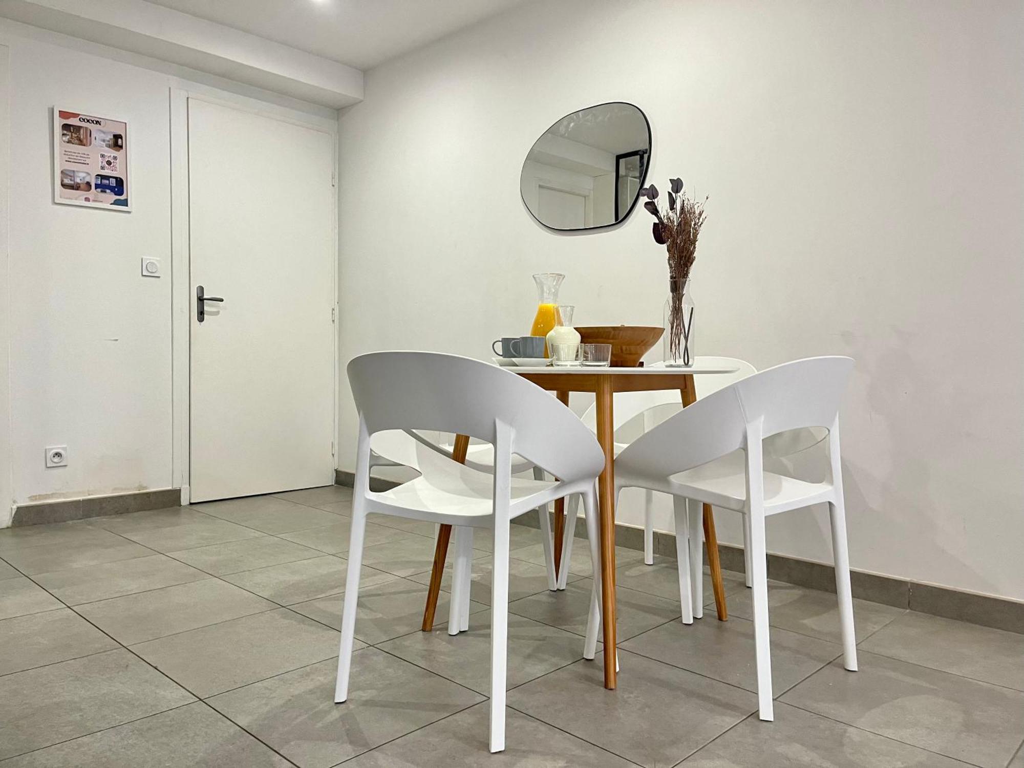 Suite Danbury Lyon Eksteriør billede